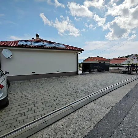 Krtica Apartman Vrbnik (Primorje-Gorski Kotar)